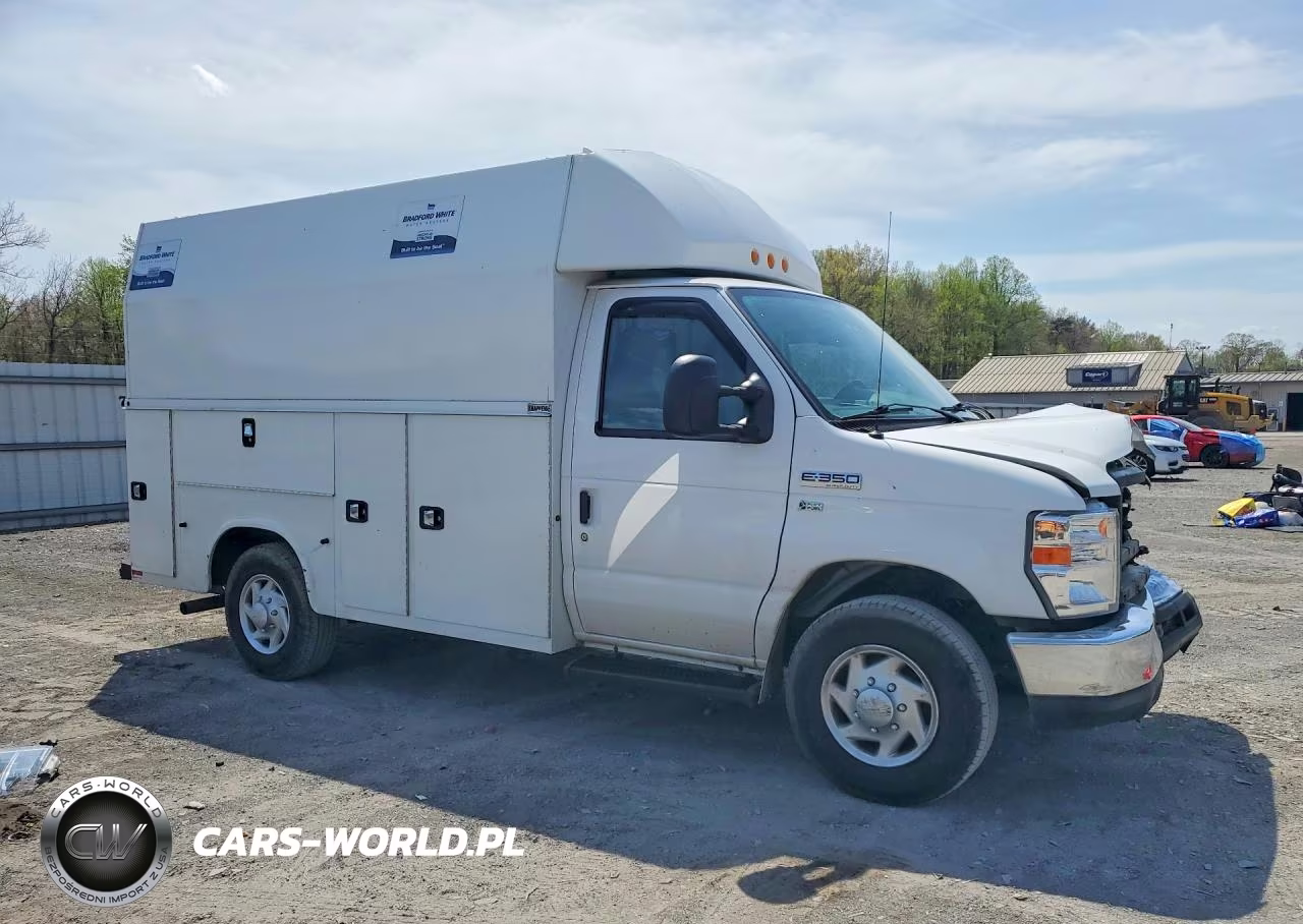 2019 Ford Econoline E350 Super Duty Cutaway Van VIN:1FDWE3F64KDC36764 - 4