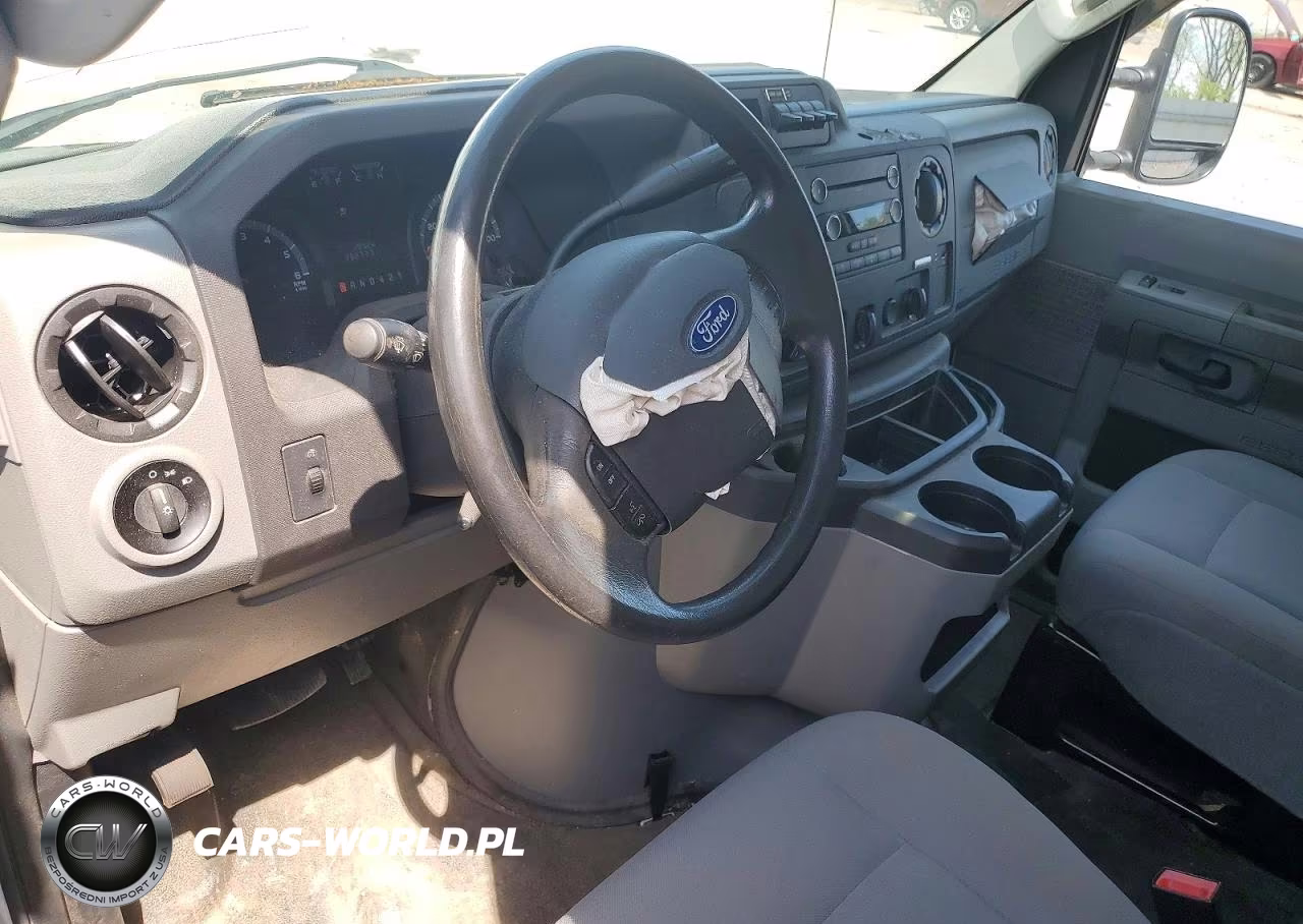 2019 Ford Econoline E350 Super Duty Cutaway Van VIN:1FDWE3F64KDC36764 - 8