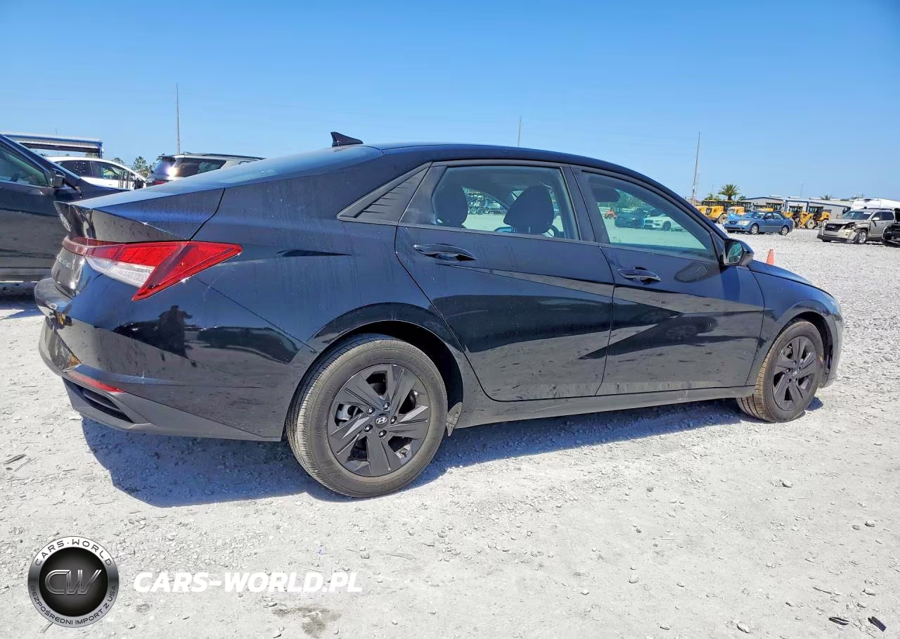 2023 Hyundai Elantra Sel VIN:KMHLM4AG5PU551821 - 3