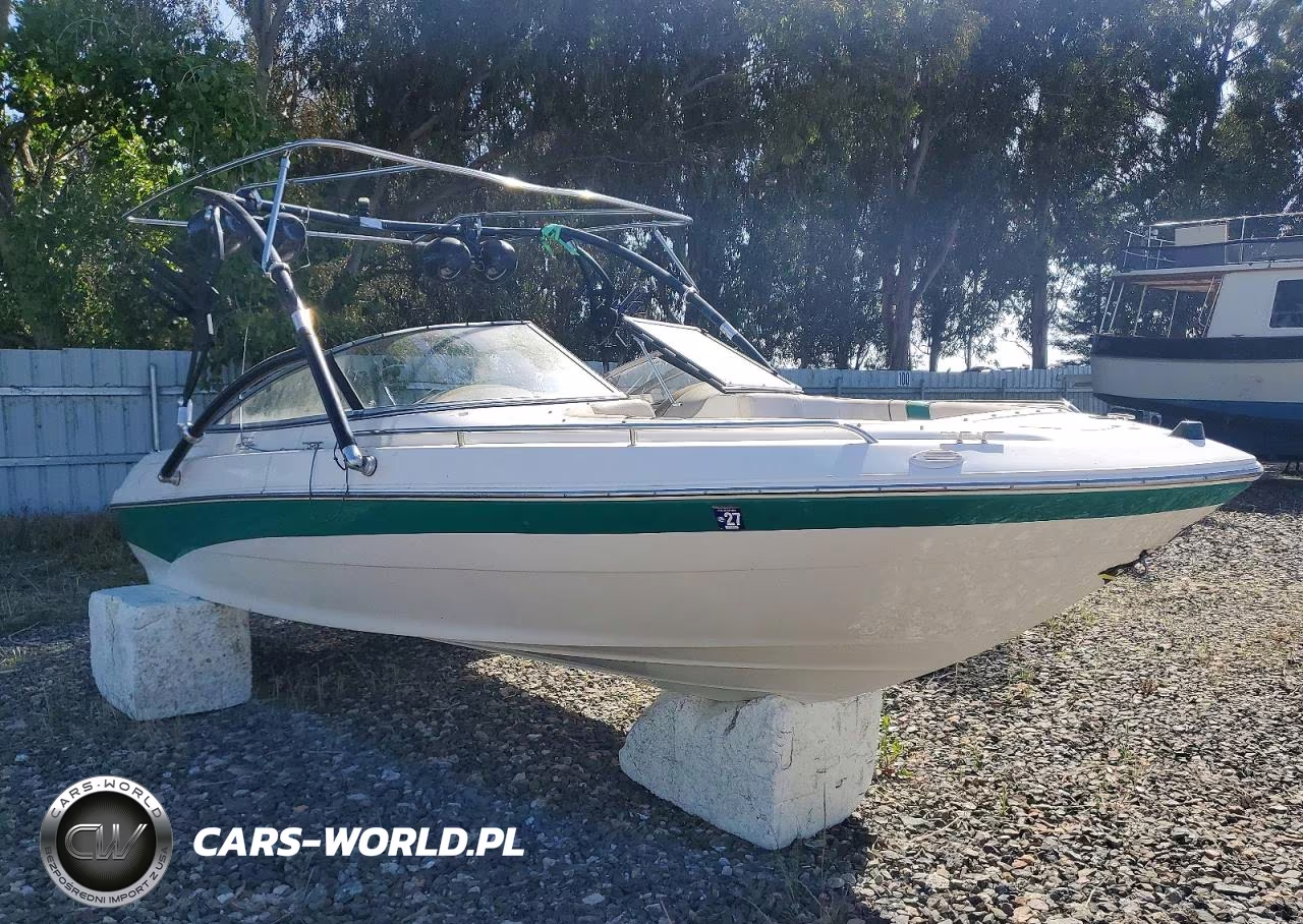 1999 Monterey 196 Montura Br - Boat