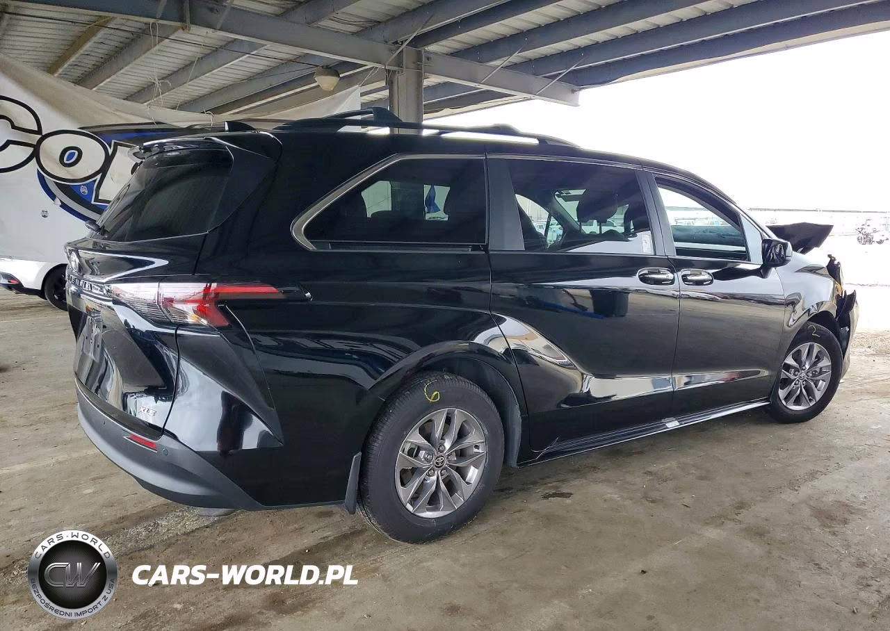 2025 Toyota Sienna Xle 8-Passenger VIN:5TDYRKEC7SS274447 - 3
