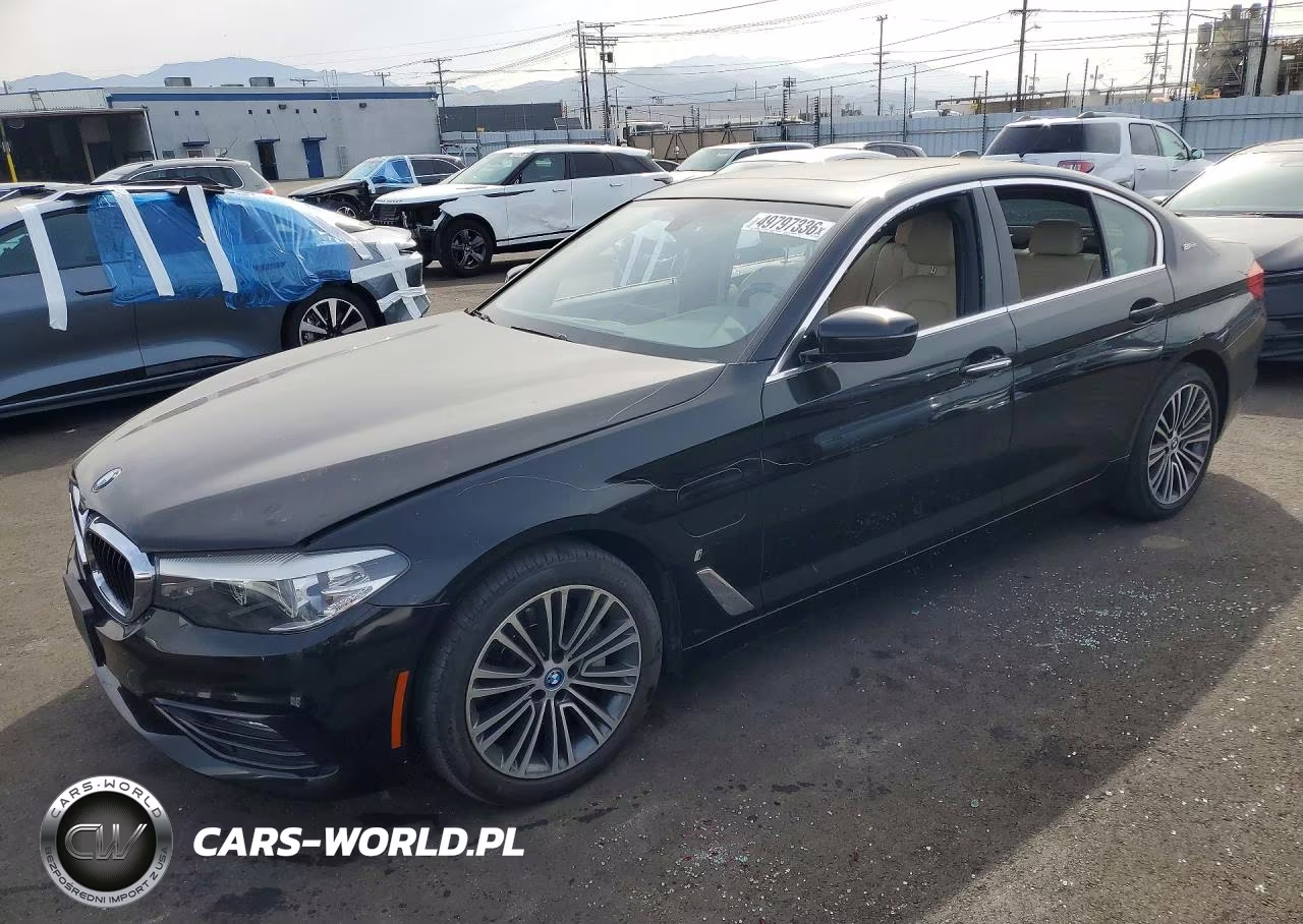 2018 BMW 530E – zdjęcie 1 z 13