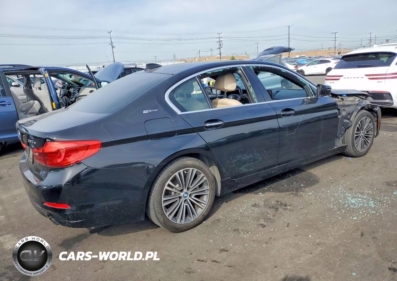 2018 BMW 530E VIN:WBAJA9C56JB034377 - 3