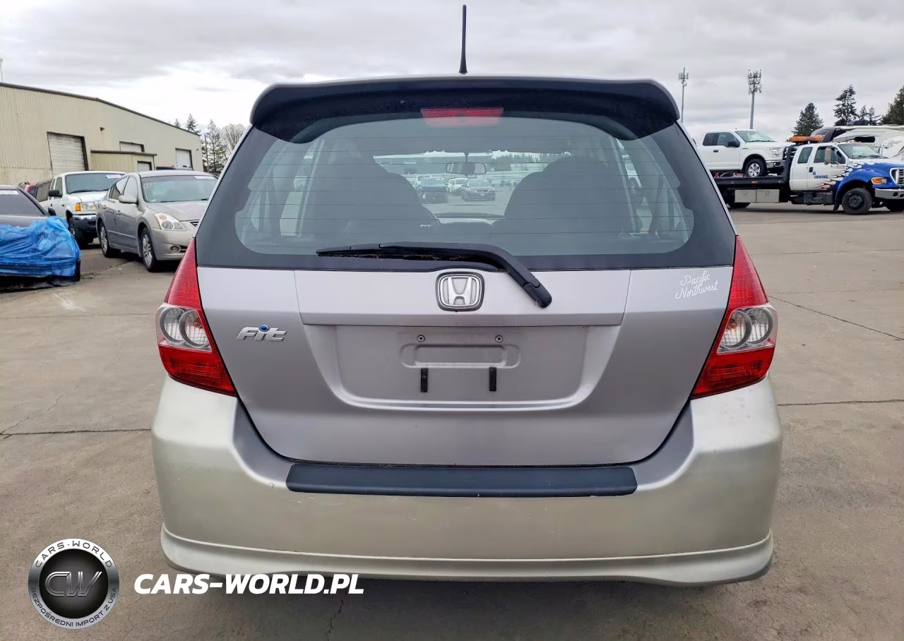 2007 Honda Fit S VIN:JHMGD38647S030418 - 6