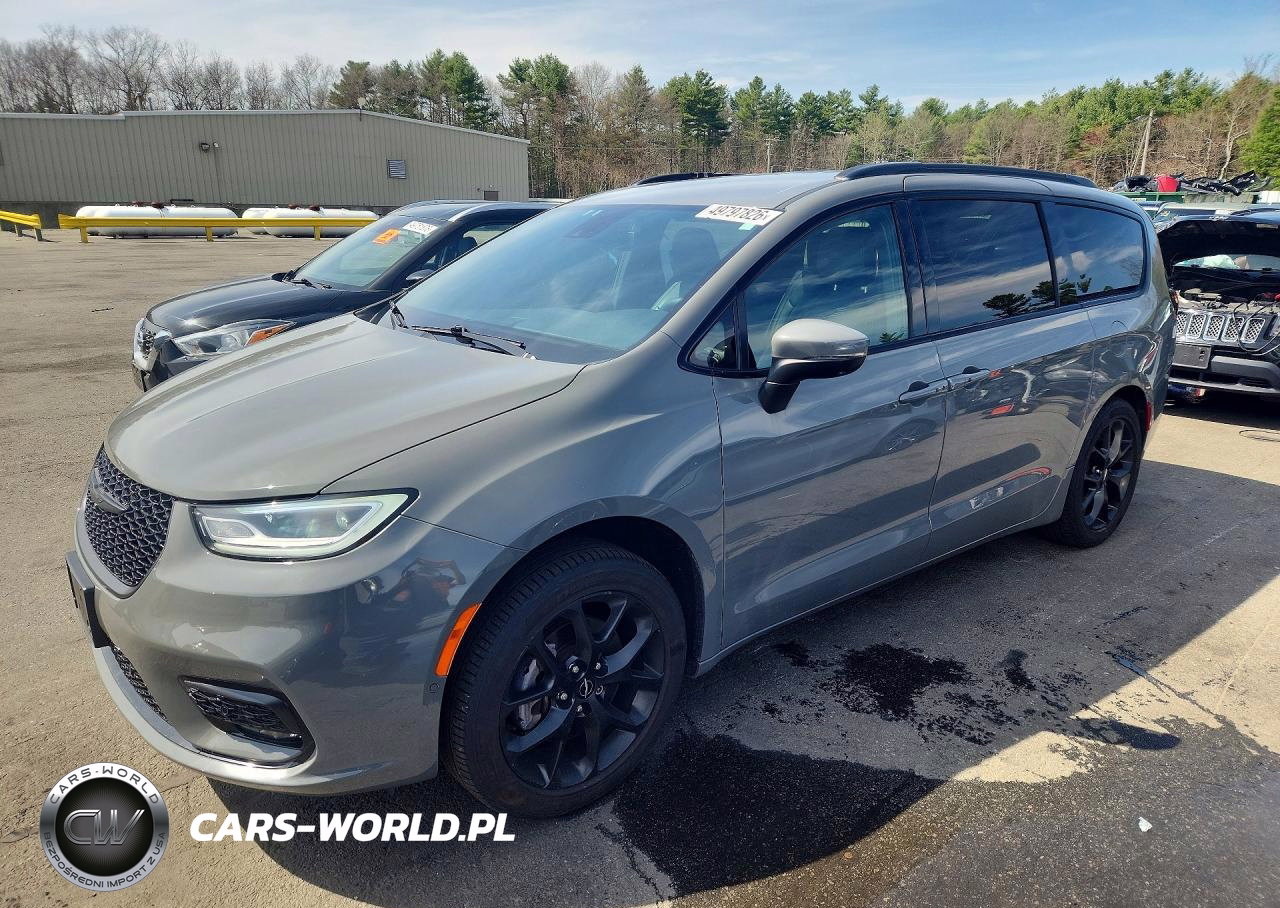 2023 Chrysler Pacifica Touring L