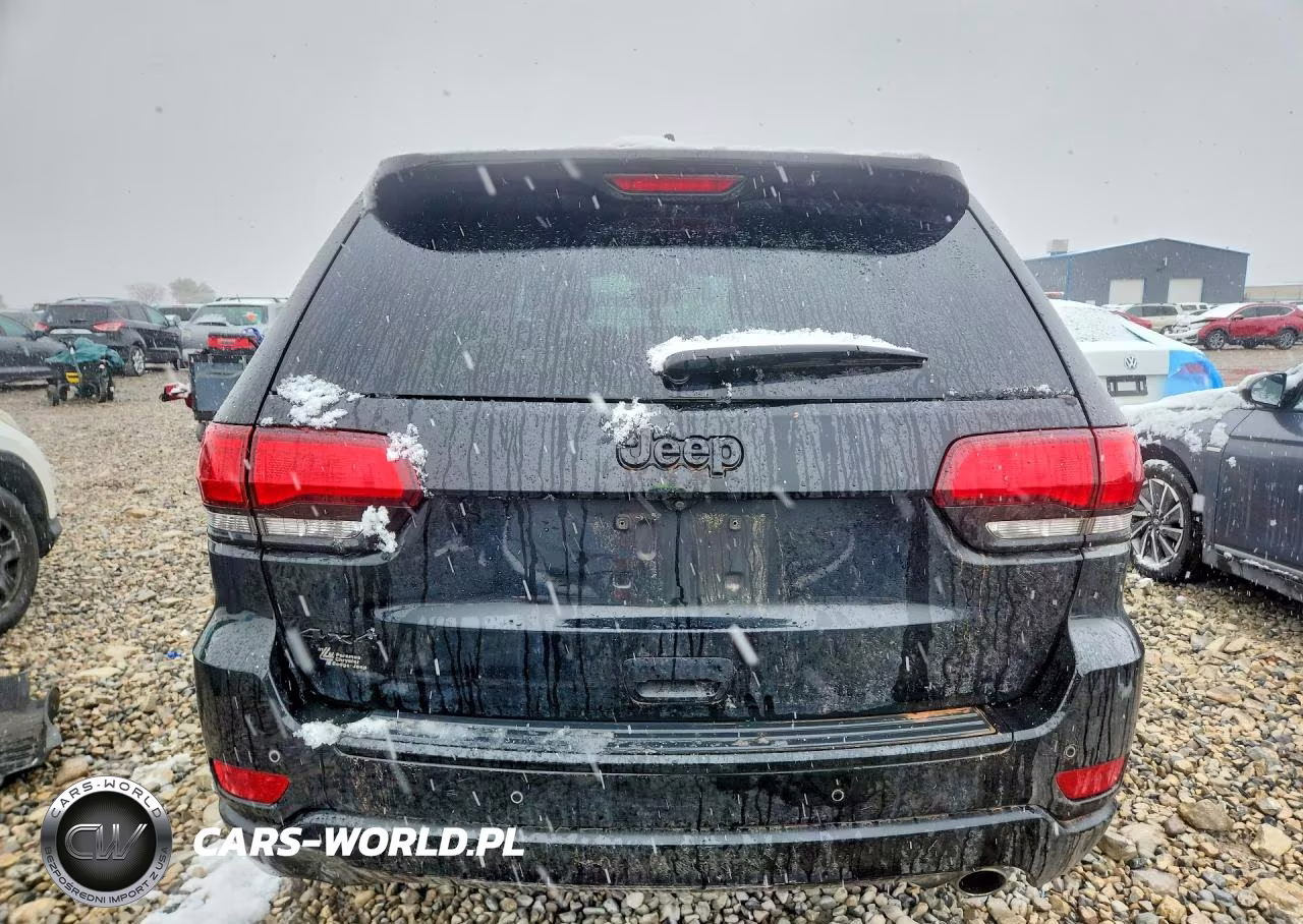2018 Jeep Grand Cherokee Laredo VIN:1C4RJFAG6JC105113 - 6