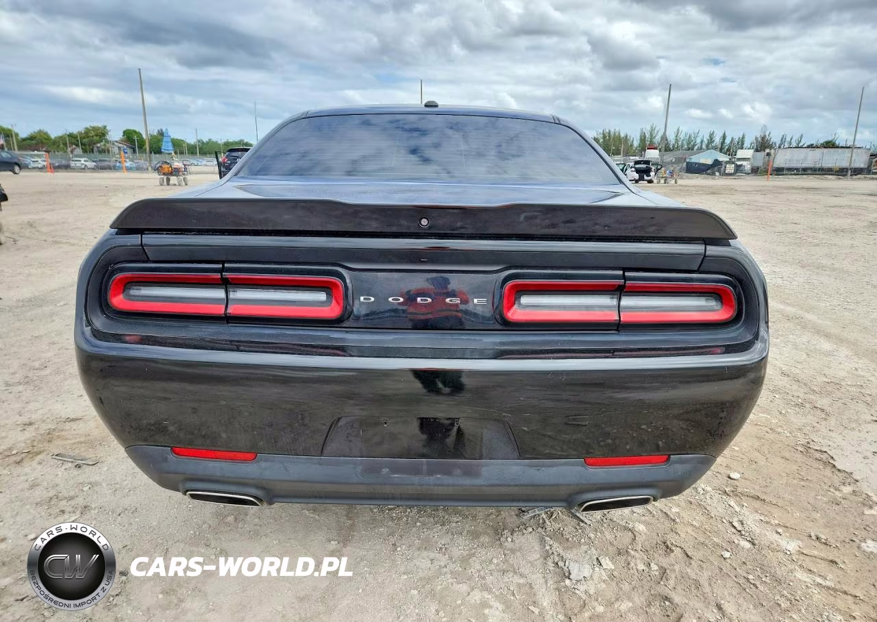 2019 Dodge Challenger Sxt VIN:2C3CDZAG4KH561676 - 6