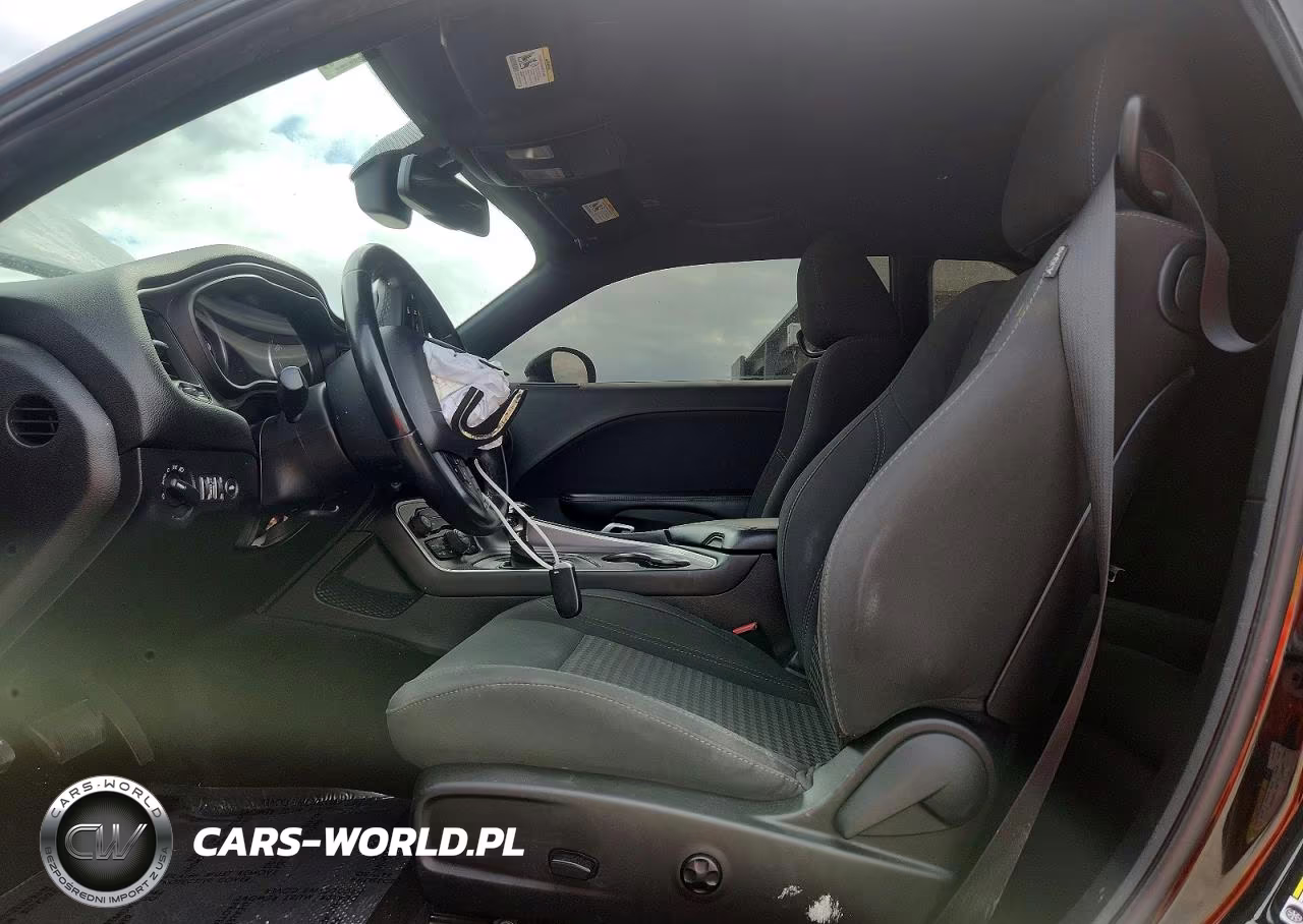2019 Dodge Challenger Sxt VIN:2C3CDZAG4KH561676 - 7