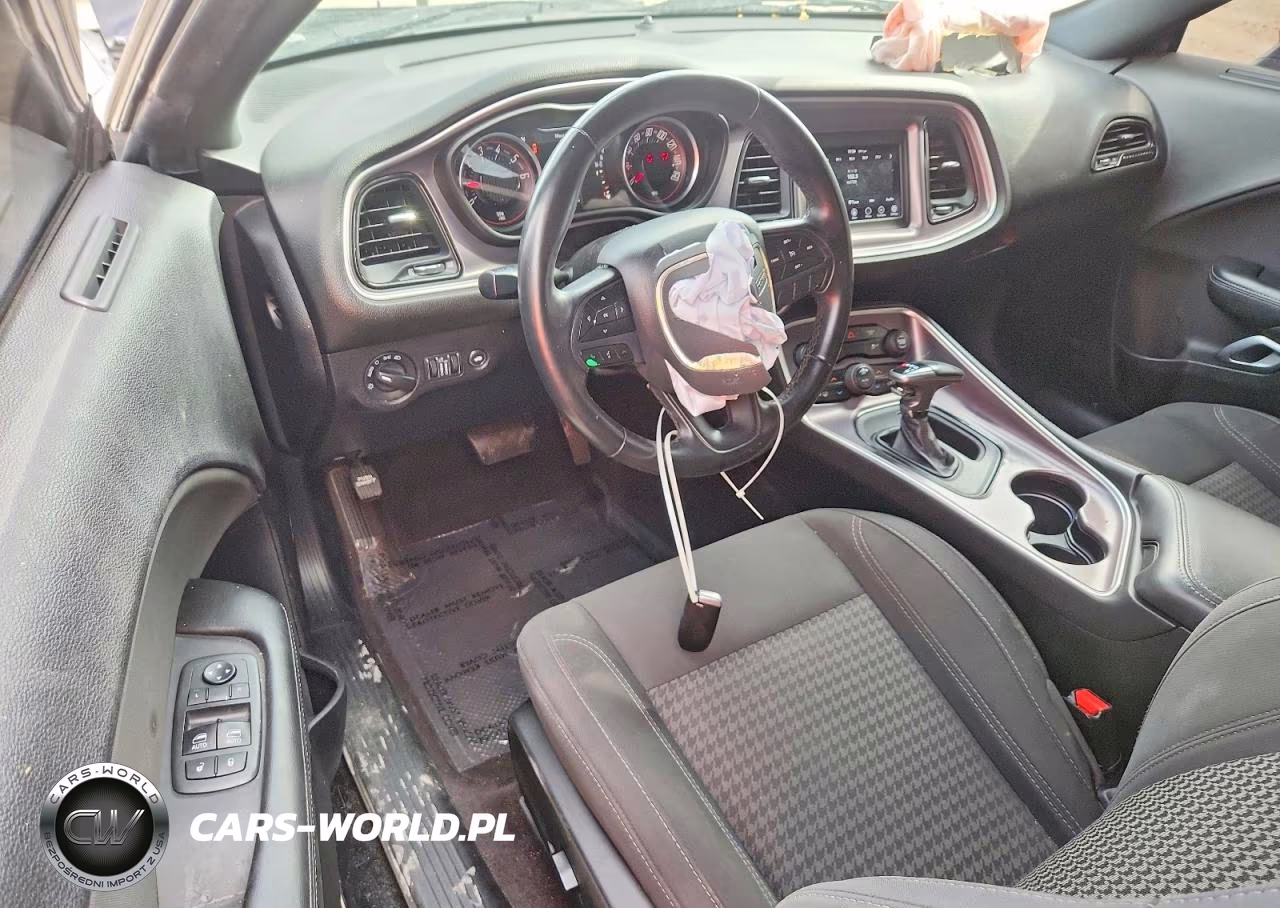 2019 Dodge Challenger Sxt VIN:2C3CDZAG4KH561676 - 8