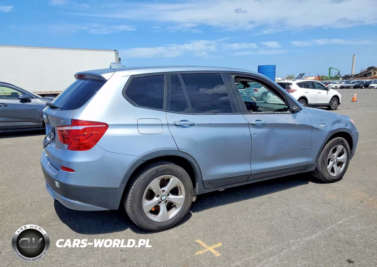 2012 BMW X3 xDrive28I VIN:5UXWX5C59CL726421 - 3