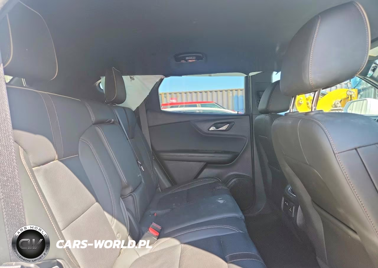 2020 Chevrolet Blazer Premier VIN:3GNKBLRS7LS531127 - 11