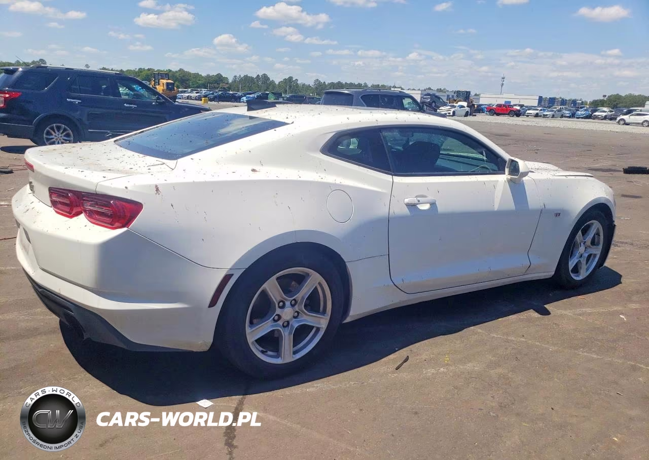 2023 Chevrolet Camaro Ls VIN:1G1FB1RX3P0135132 - 3