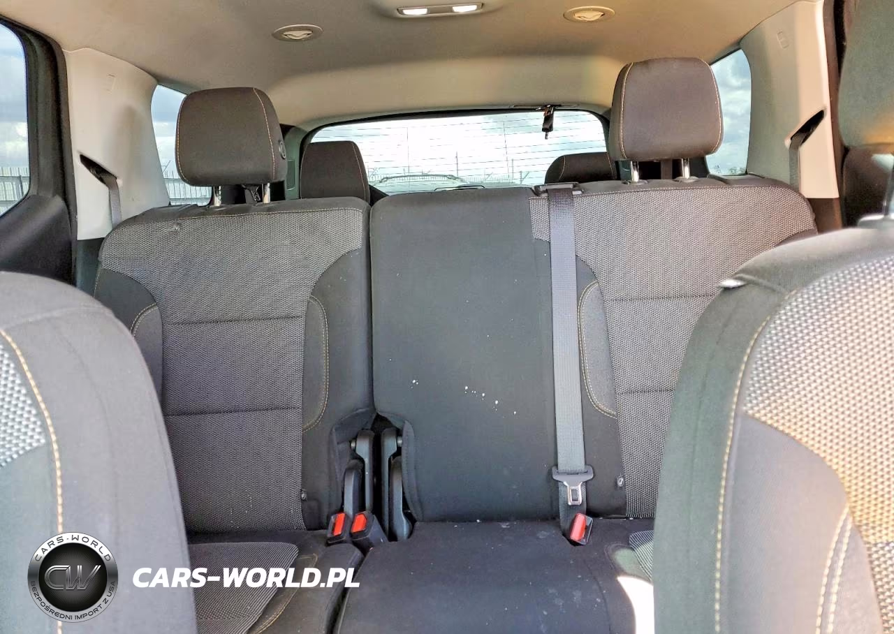 2018 Chevrolet Traverse Ls VIN:1GNERFKW8JJ261217 - 10