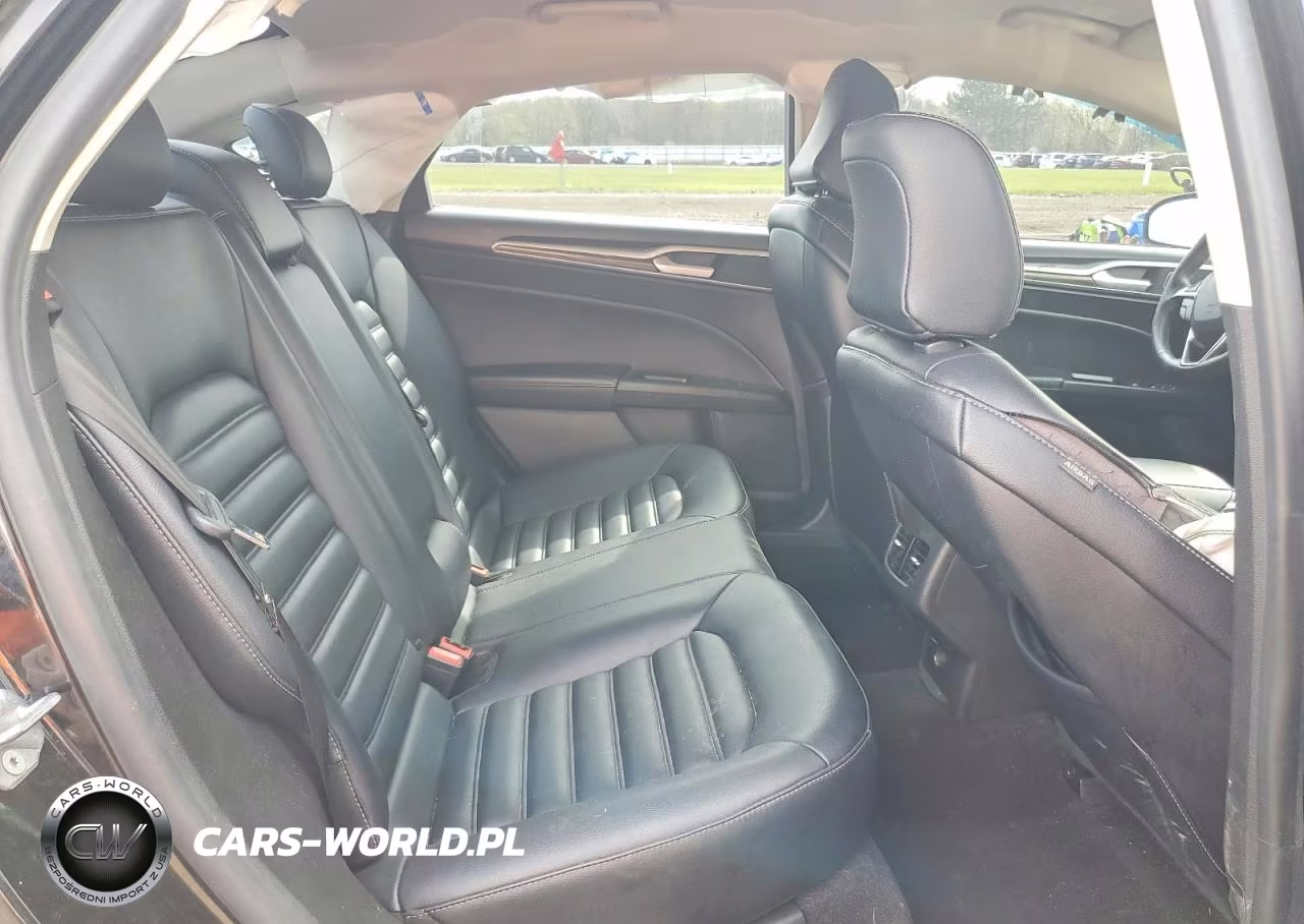 2020 Ford Fusion Sel VIN:3FA6P0CD7LR163758 - 10
