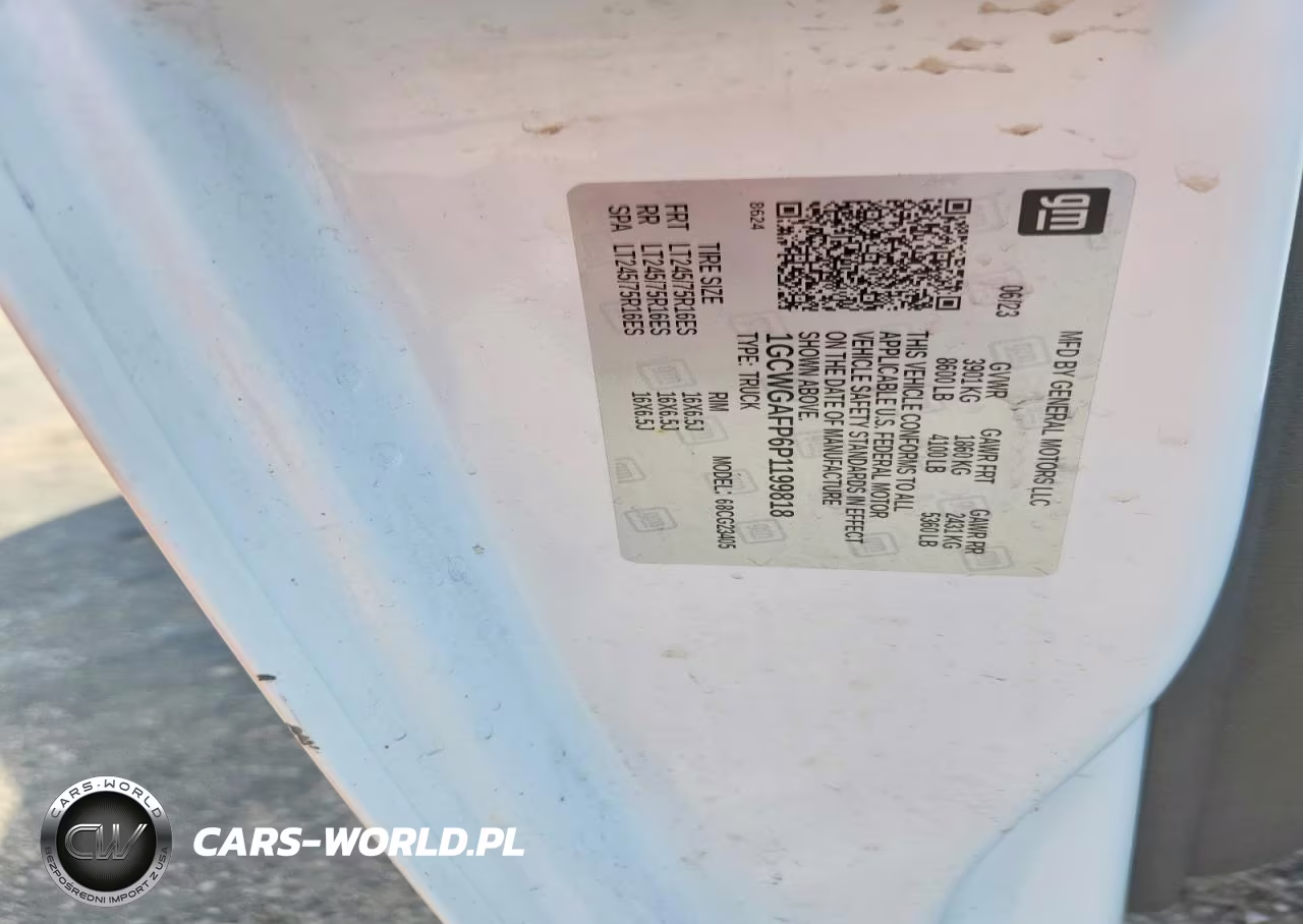 2023 Chevrolet Express G2500 VIN:1GCWGAFP6P1199818 - 13