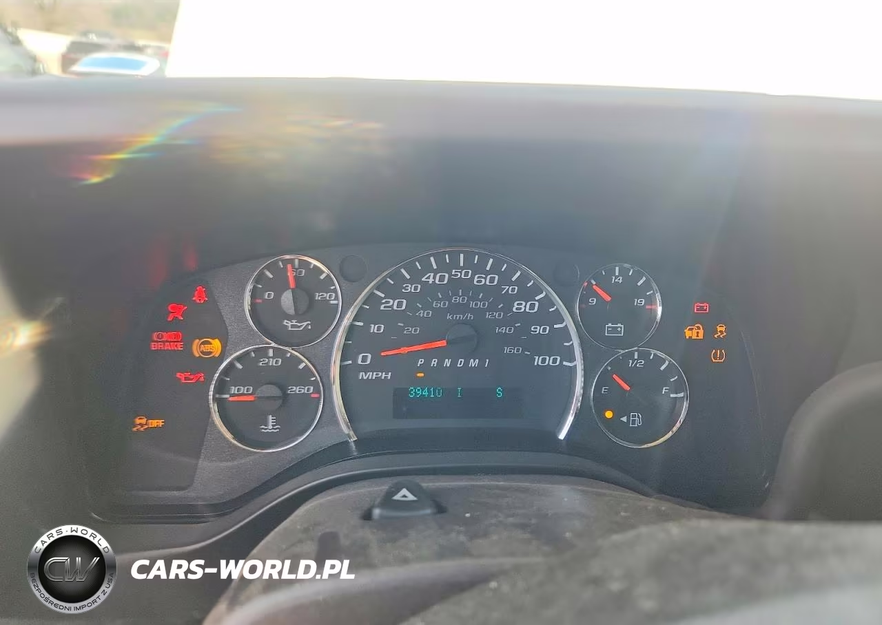 2023 Chevrolet Express G2500 VIN:1GCWGAFP6P1199818 - 9