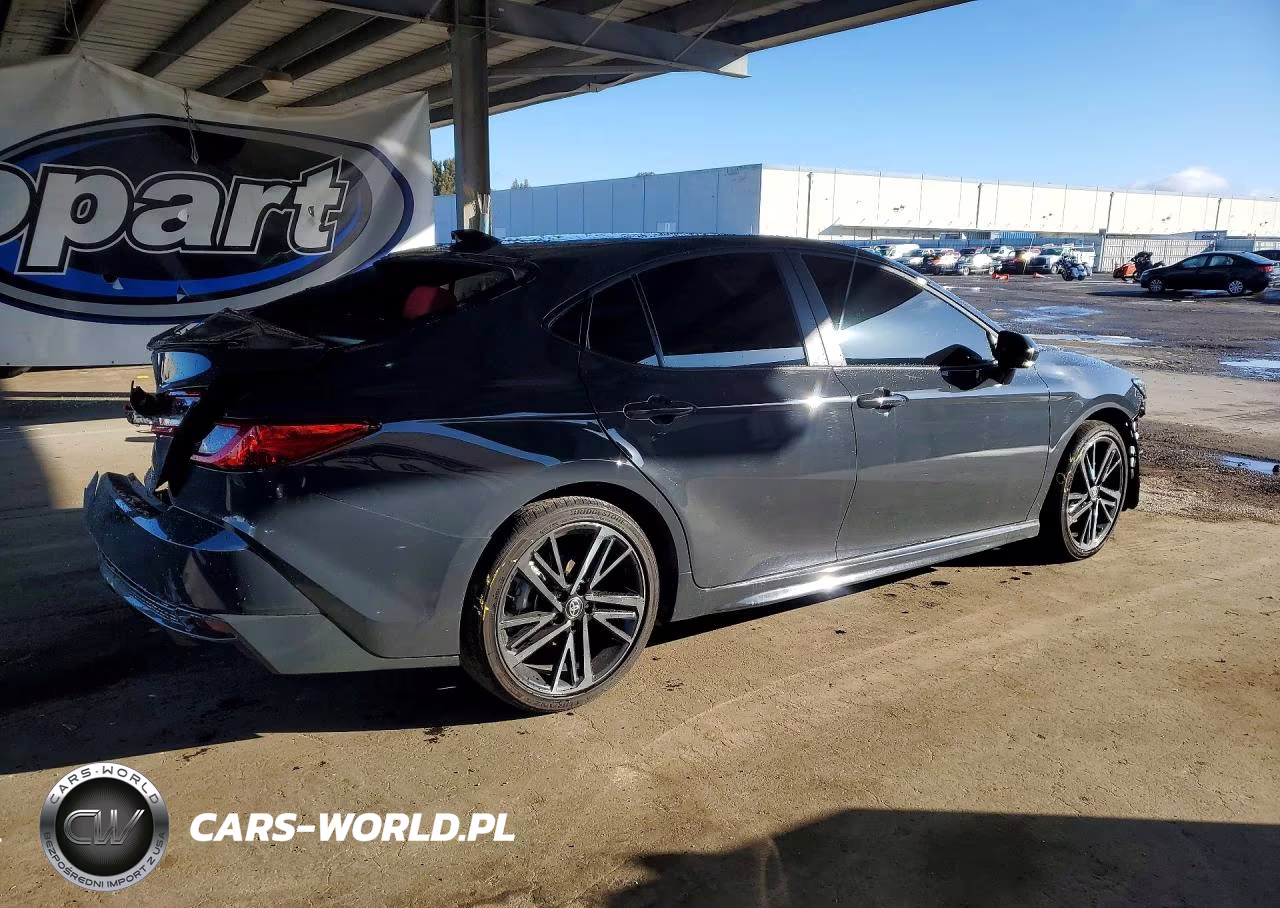 2025 Toyota Camry Xse VIN:4T1DAACK2SU140625 - 3