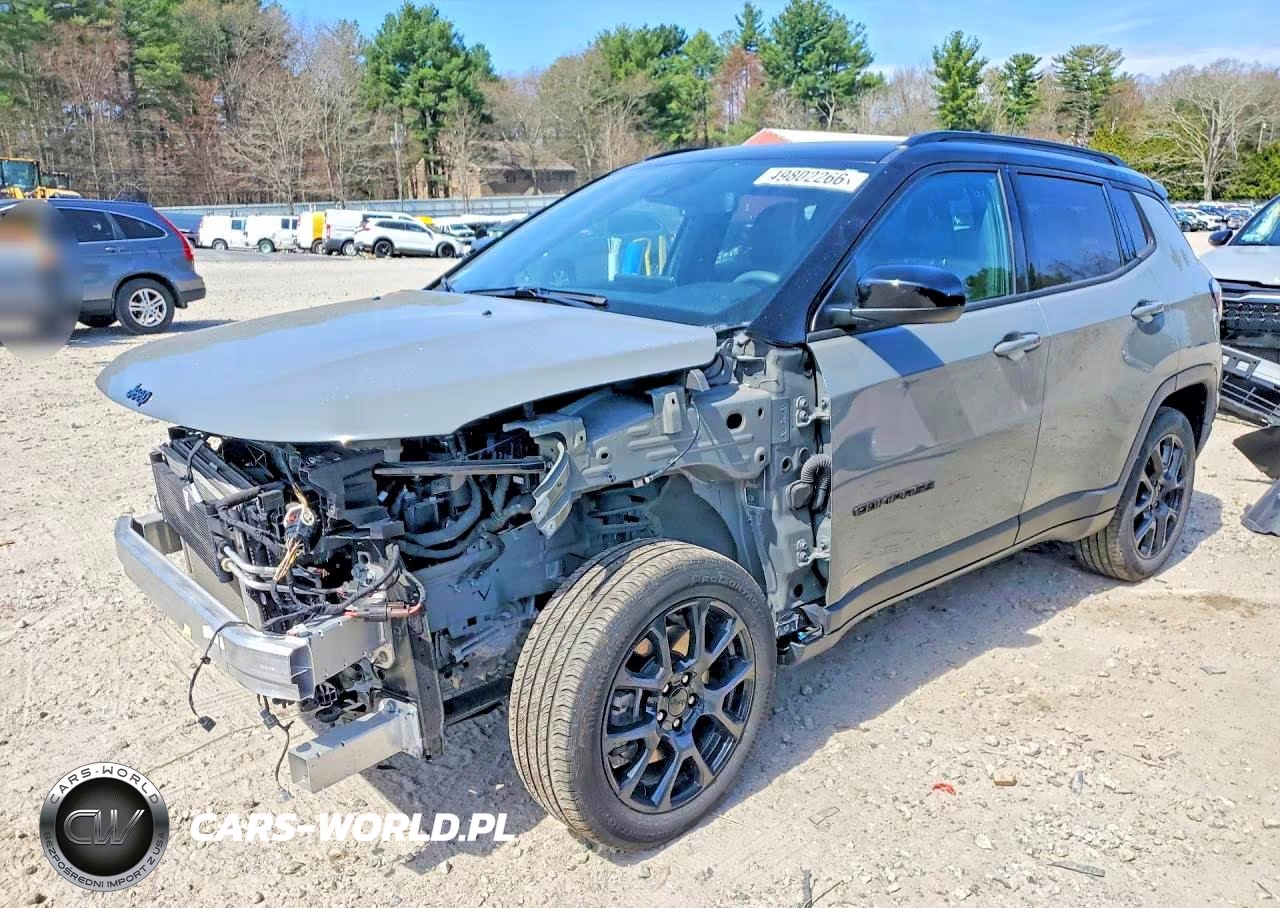 2023 Jeep Compass Latitude