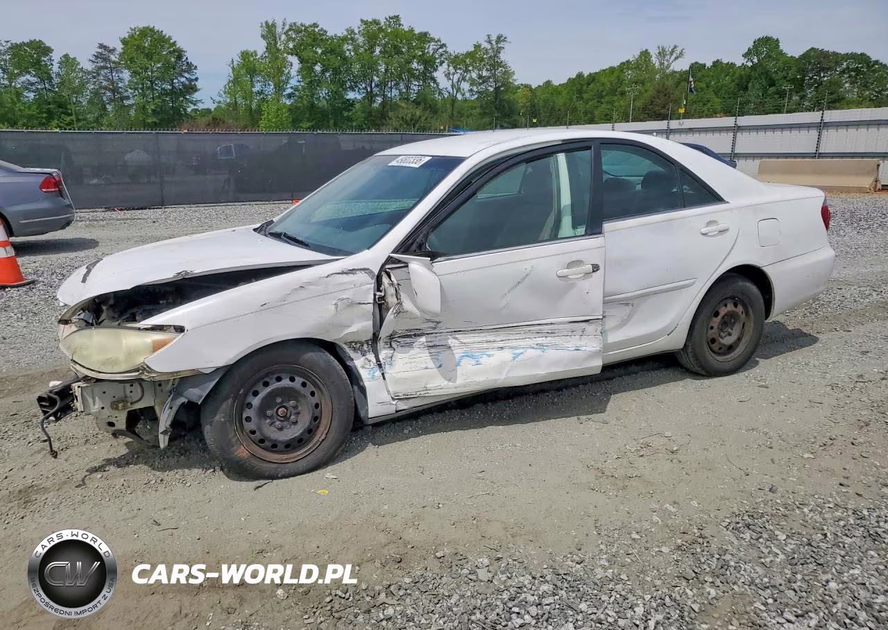 2005 Toyota Camry Le