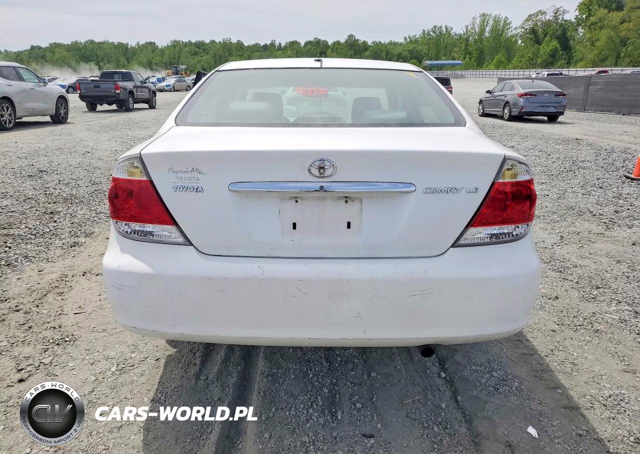 2005 Toyota Camry Le VIN:4T1BE32K05U575656 - 6