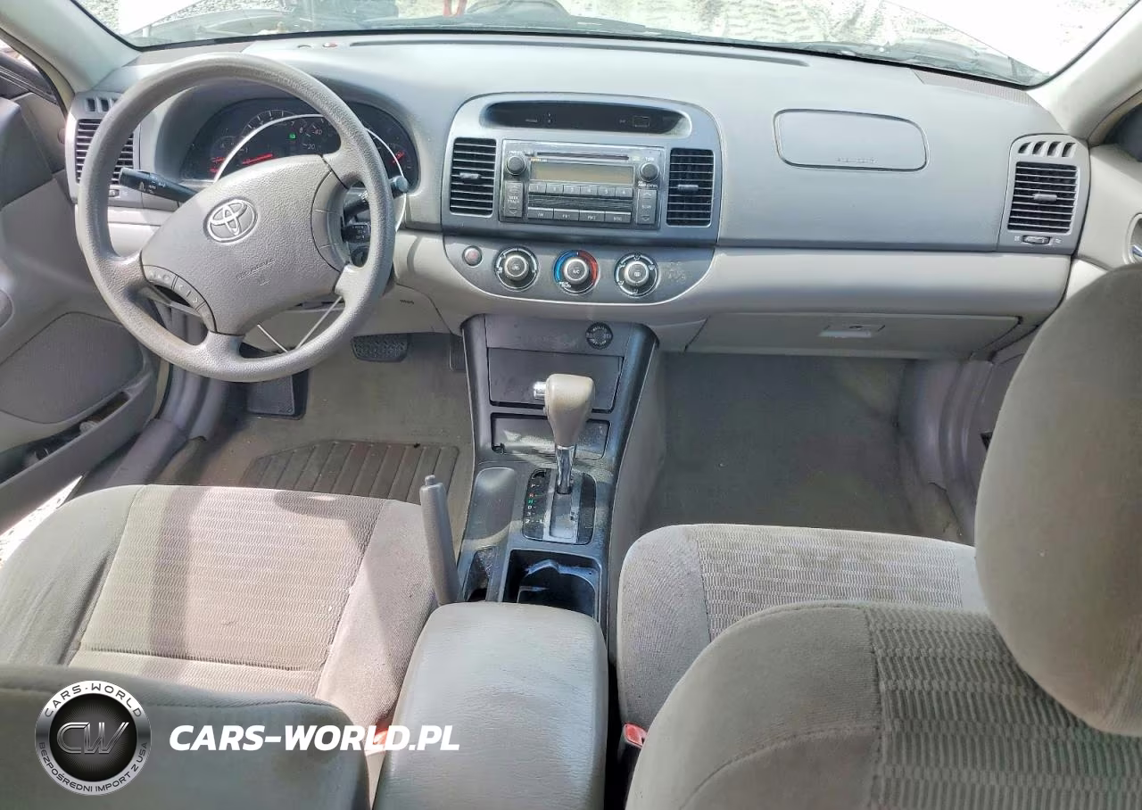2005 Toyota Camry Le VIN:4T1BE32K05U575656 - 8