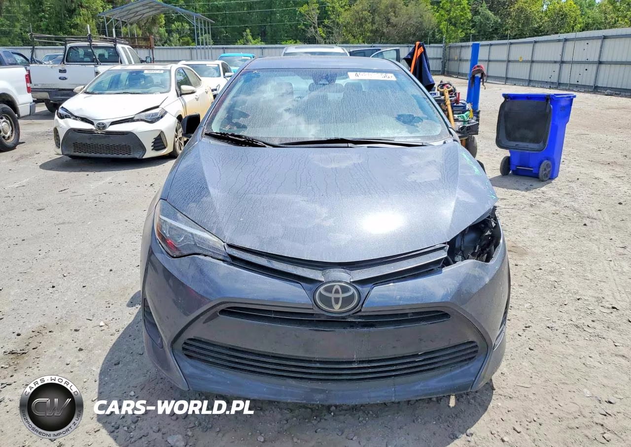 2019 Toyota Corolla Le VIN:2T1BURHE4KC165432 - 5