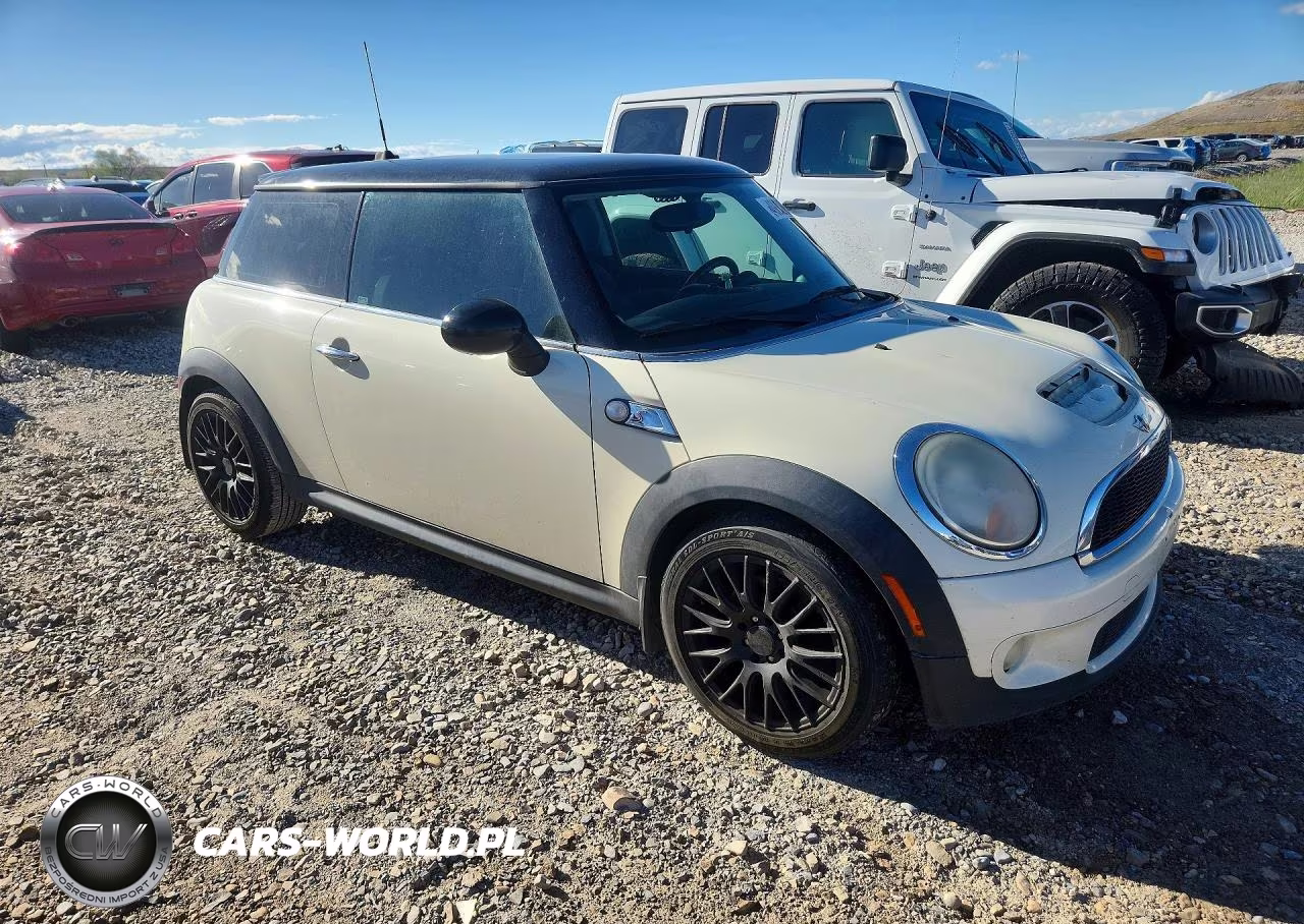2010 Mini Cooper S VIN:WMWMF7C54ATZ70771 - 4