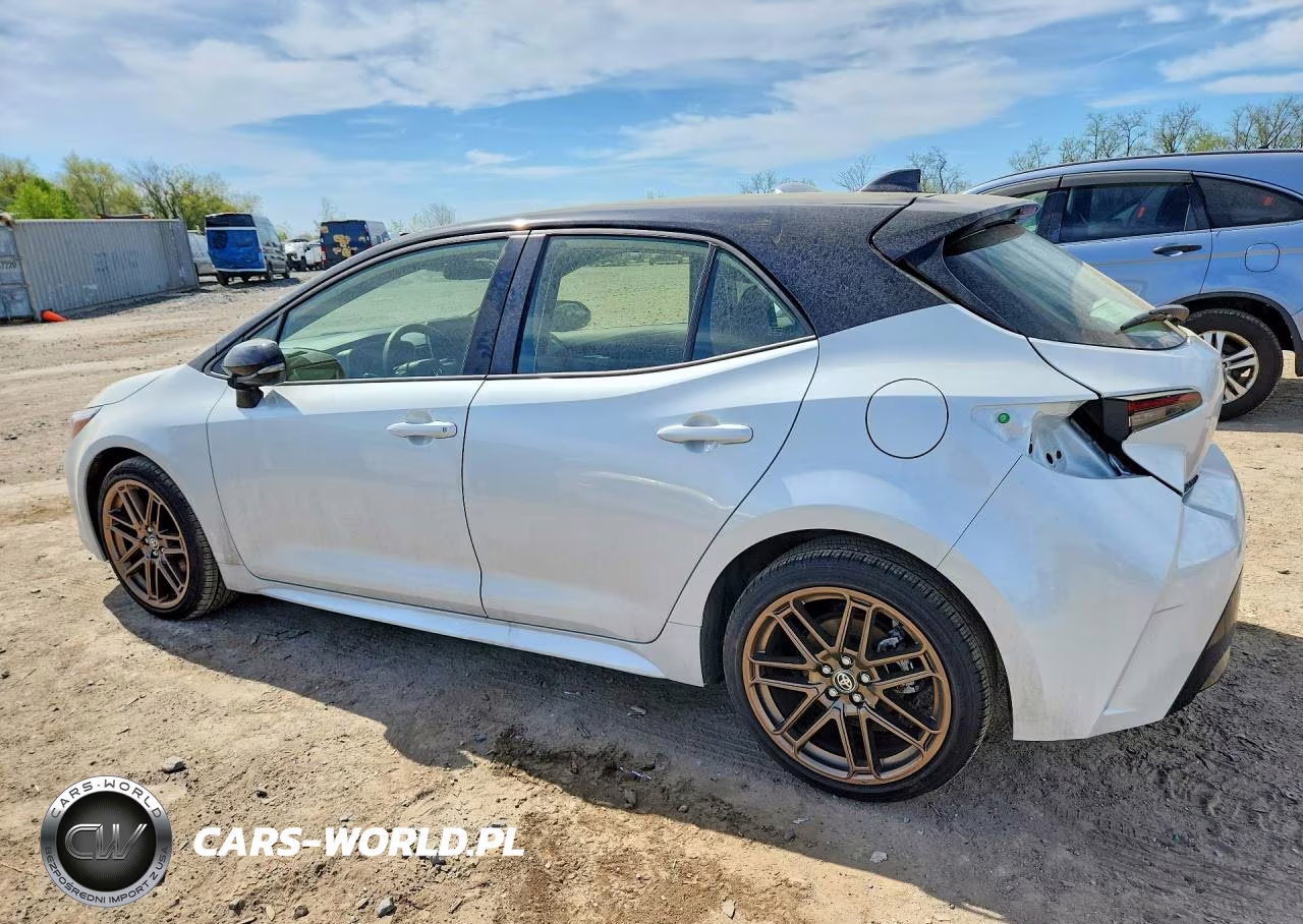 2025 Toyota Corolla Hatchback Nightshade VIN:JTND4MBE5S3246349 - 2