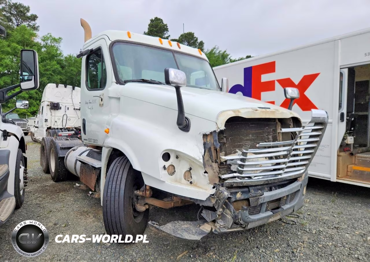 2012 Freightliner Cascadia Semi Truck VIN:1FUJGEBG7CLBP0118 - 9