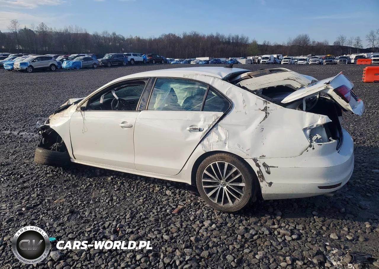 2016 Volkswagen Jetta Sport VIN:3VWD17AJ3GM390899 - 2