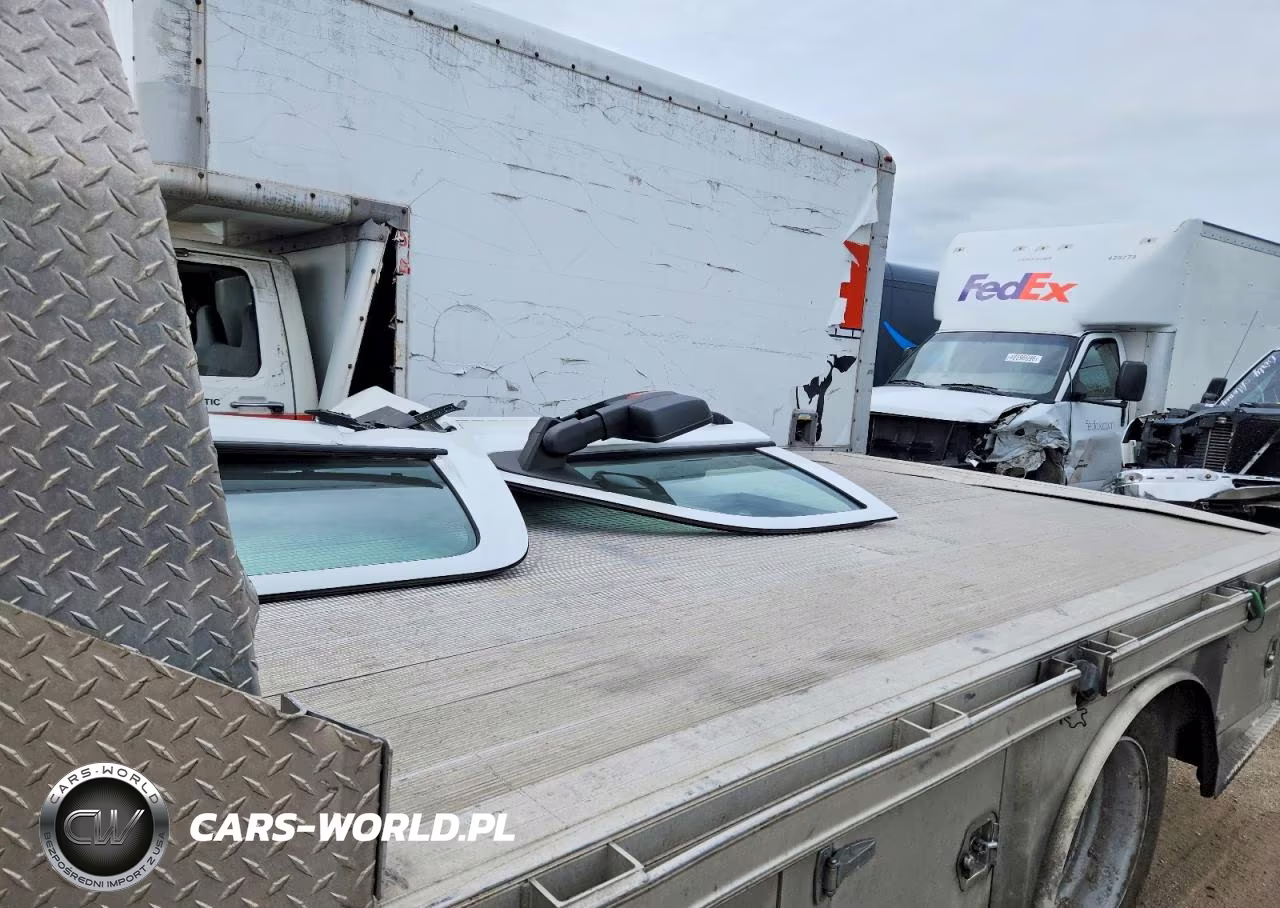 2019 Chev Silverado Medium Duty VIN:1HTKHPVK1KH152364 - 6