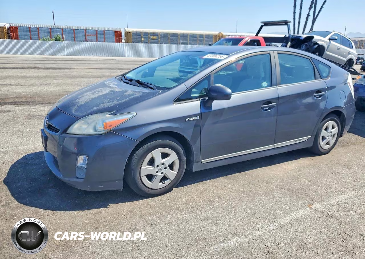 2011 Toyota Prius Two