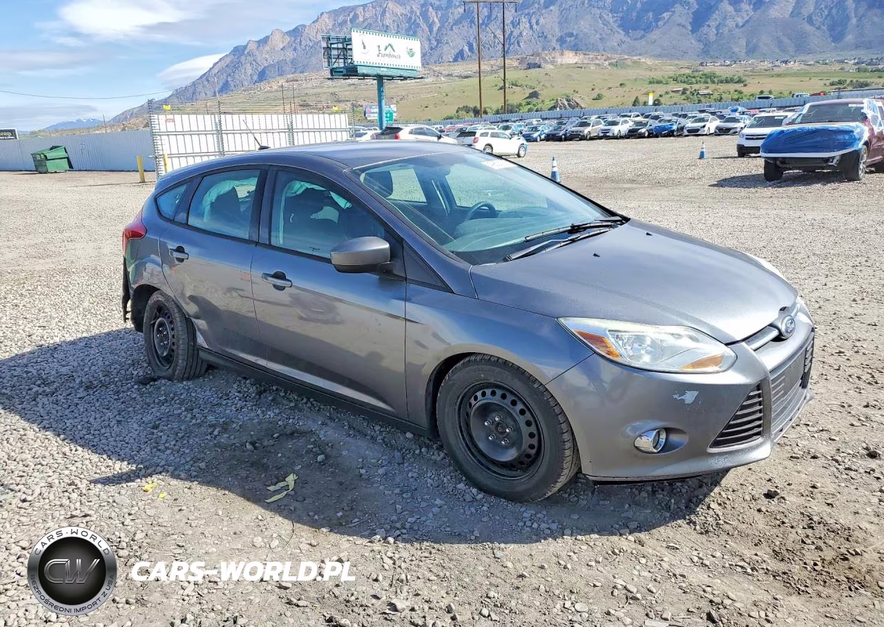 2012 Ford Focus Se VIN:1FAHP3K24CL302639 - 4