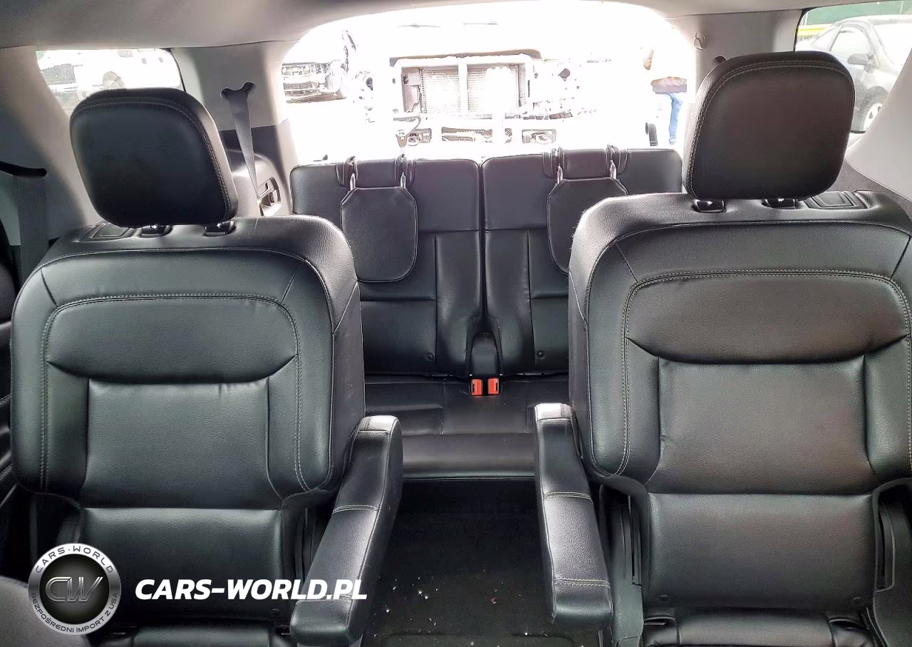 2020 Ford Explorer Xlt VIN:1FMSK8DH9LGC68201 - 10