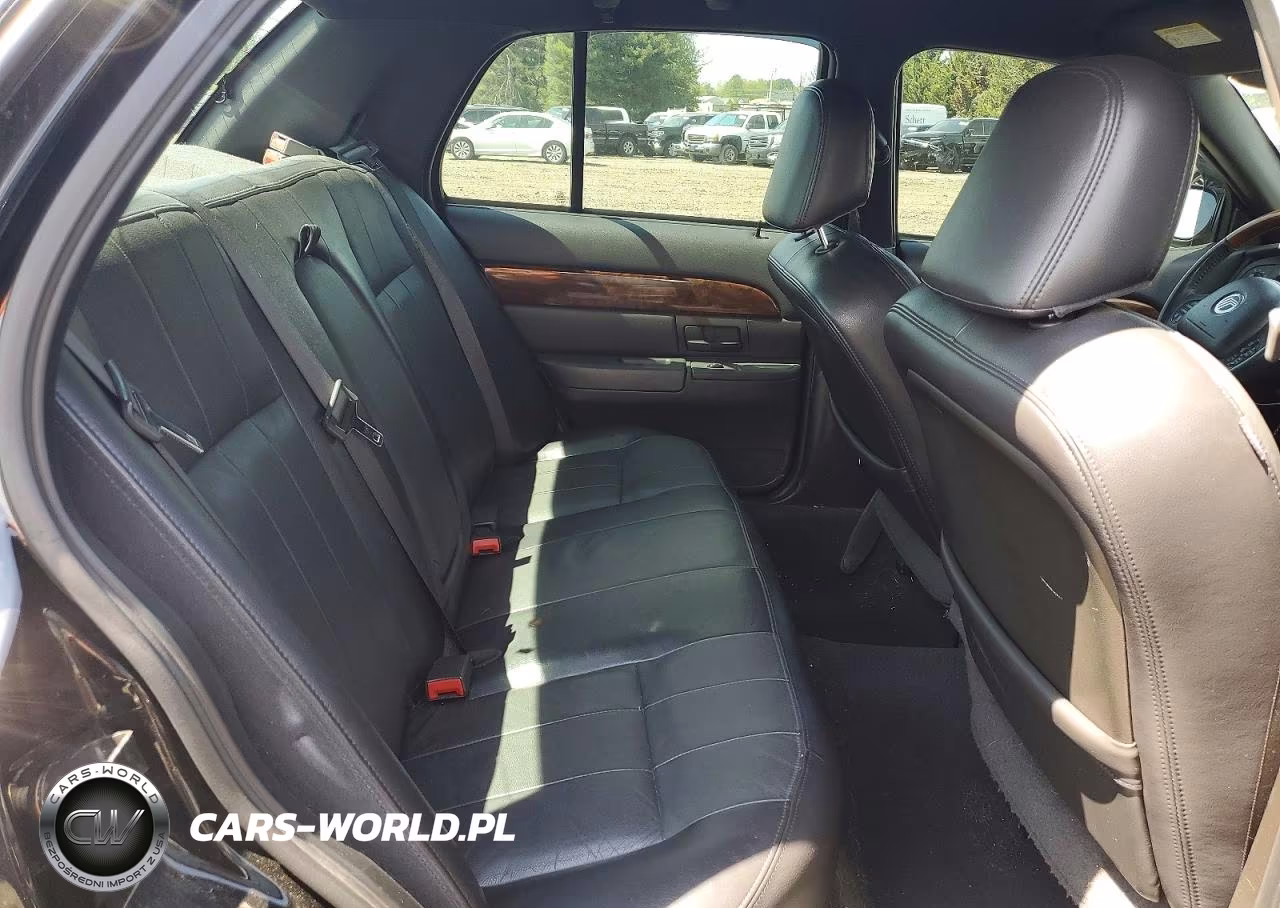 2004 Mercury Grand Marquis Ls VIN:2MEHM75W84X678577 - 10