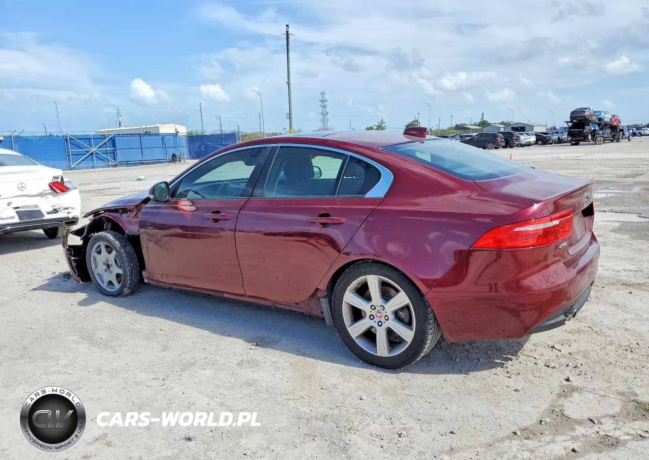2017 Jaguar Xe Premium VIN:SAJAD4BGXHA968916 - 2