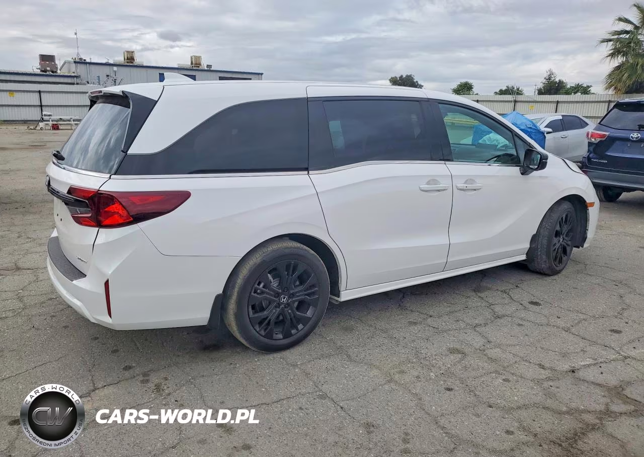 2025 Honda Odyssey Sport-L VIN:5FNRL6H77SB044780 - 3