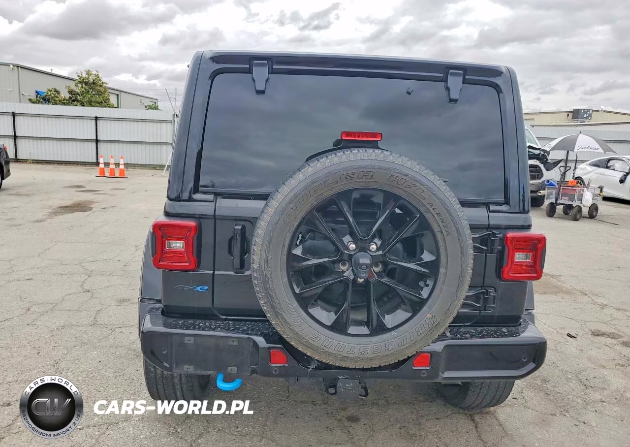 2021 Jeep Wrangler Unlimited Sahara 4Xe VIN:1C4JJXP62MW716129 - 6
