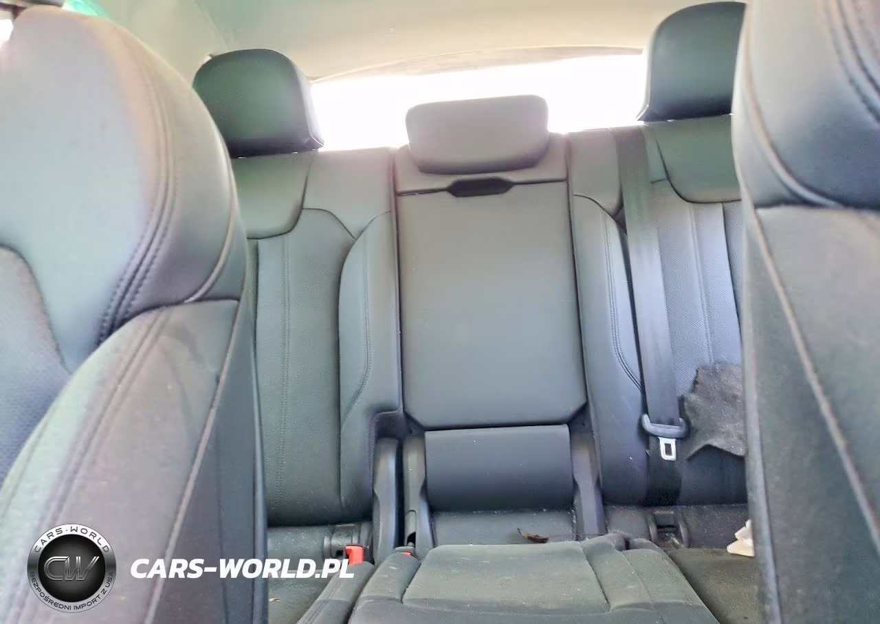 2019 Audi Q5 Premium Plus VIN:WA1BNAFY0K2037709 - 10