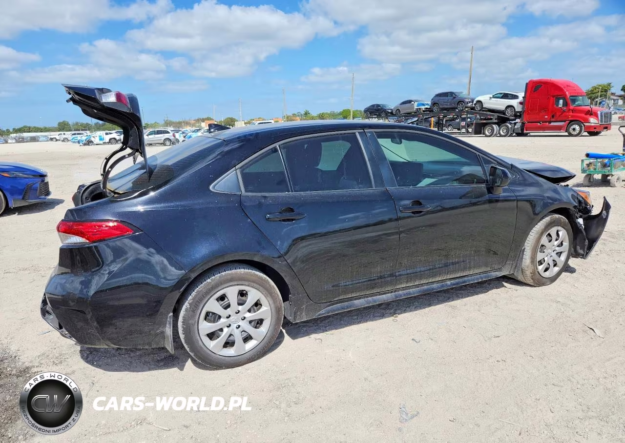 2026 Toyota Corolla Le VIN:5YFB4MDEXTP391291 - 3