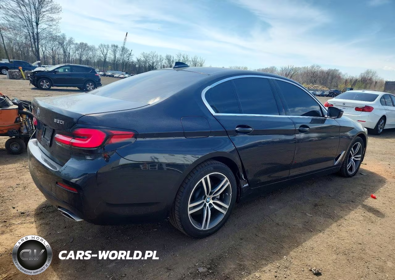 2022 BMW 530 Xi VIN:WBA13BJ07NWX54889 - 3