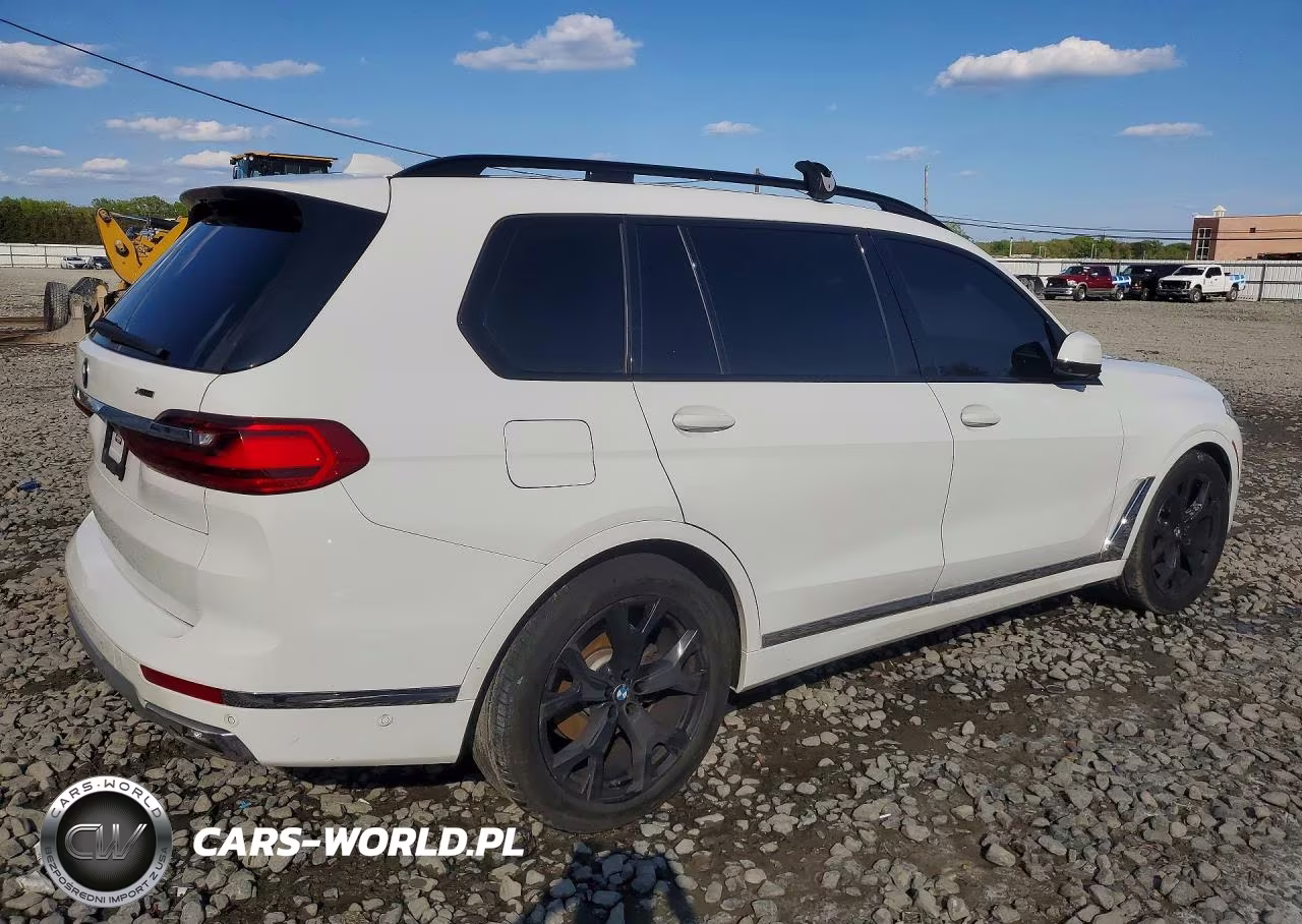 2022 BMW X7 xDrive40I VIN:5UXCW2C0XN9L82722 - 3