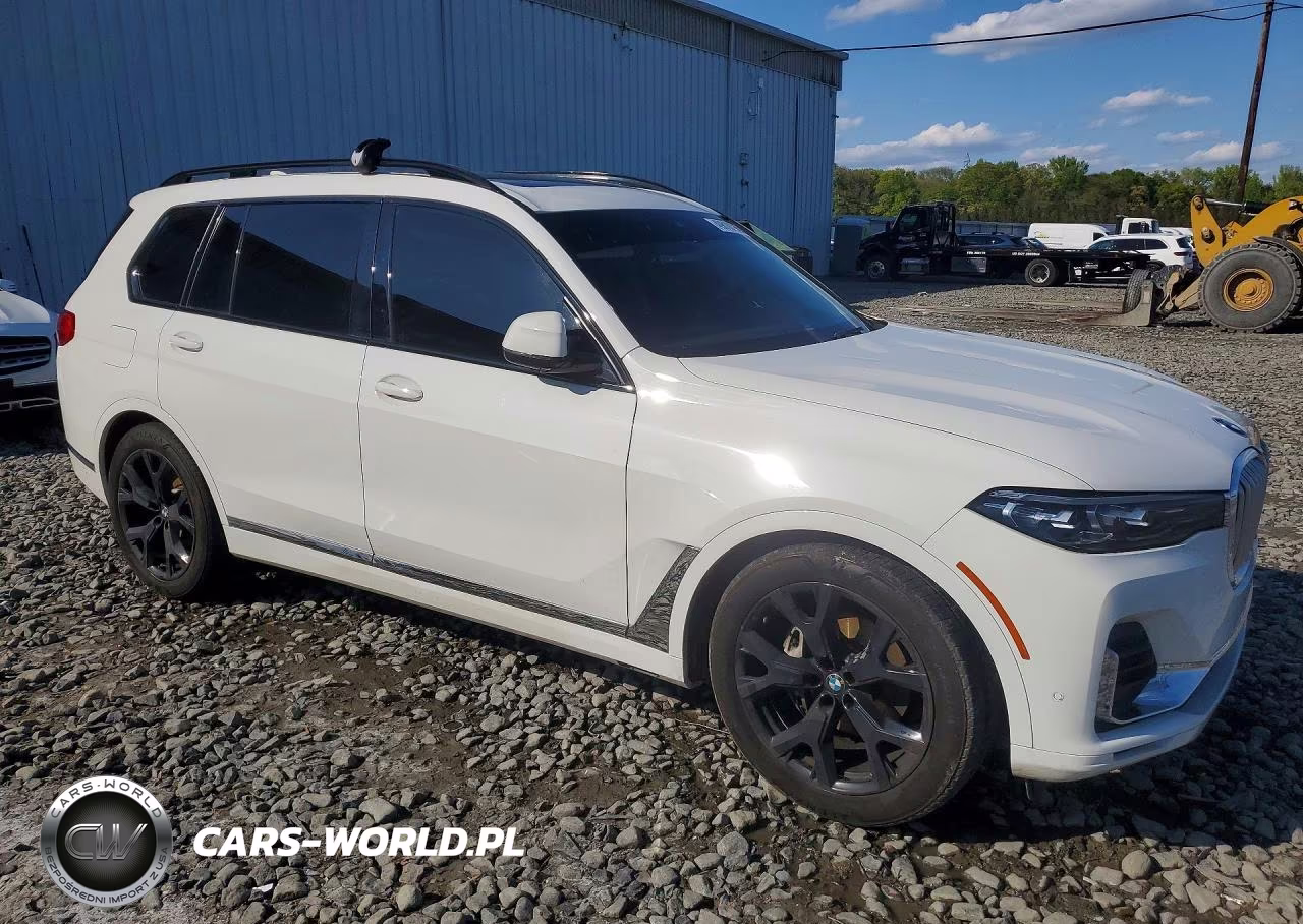 2022 BMW X7 xDrive40I VIN:5UXCW2C0XN9L82722 - 4