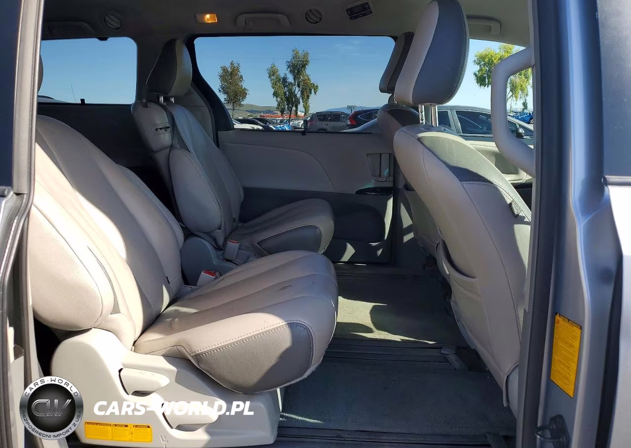2013 Toyota Sienna Le VIN:5TDKK3DC6DS298694 - 11