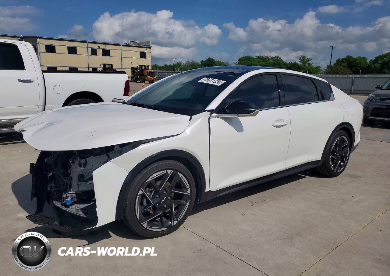 2025 Kia K4 Gt Line