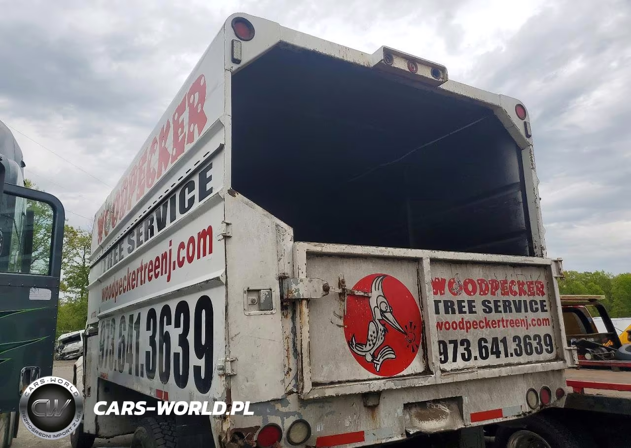2001 International 4000 4700 VIN:1HTSCAAN11H330512 - 3