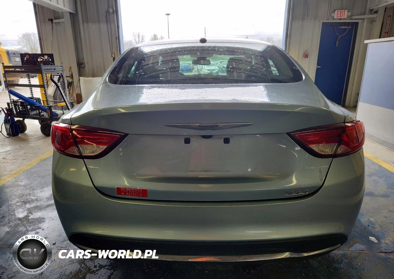 2015 Chrysler 200 Limited VIN:1C3CCCAB4FN734565 - 6