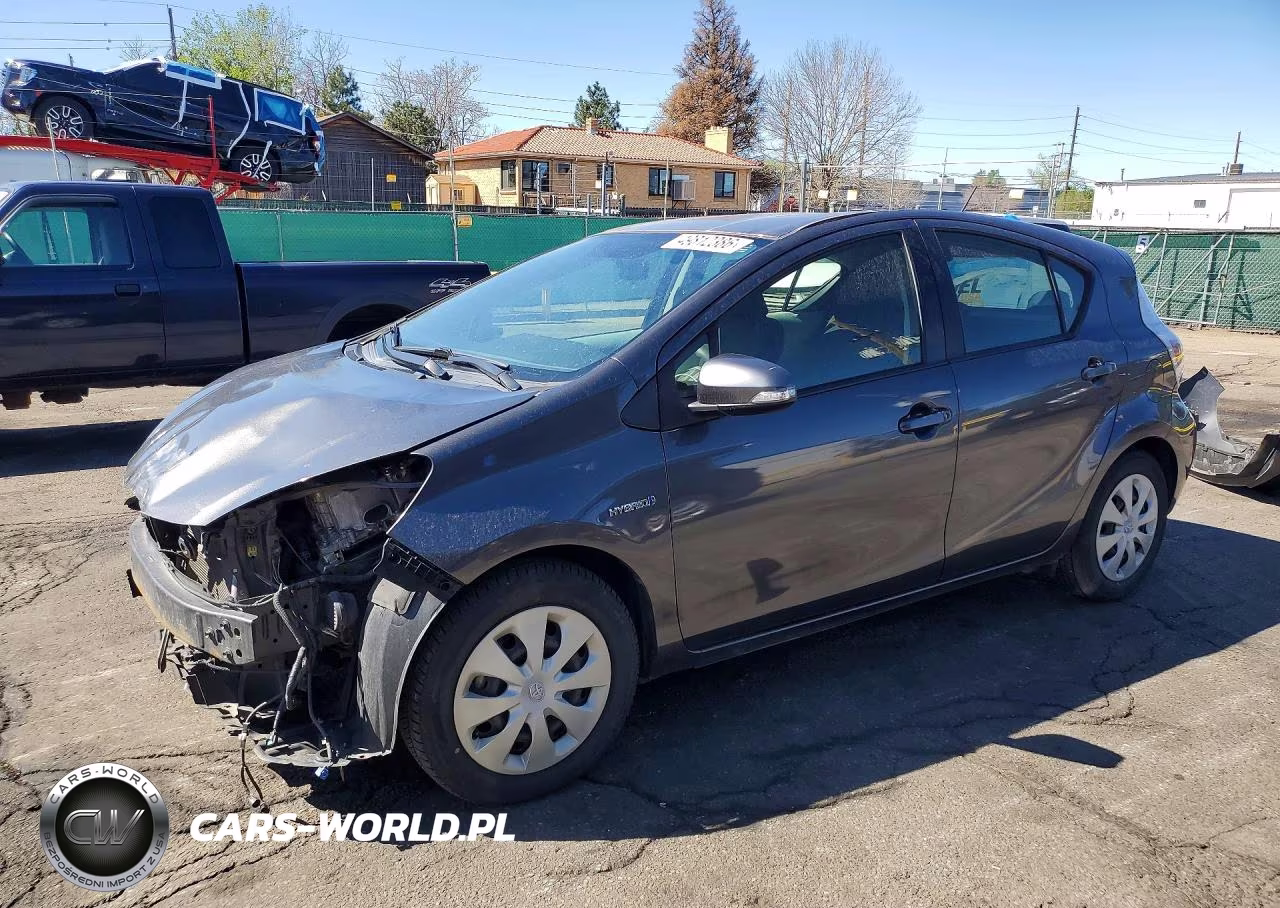 2013 Toyota Prius C Two