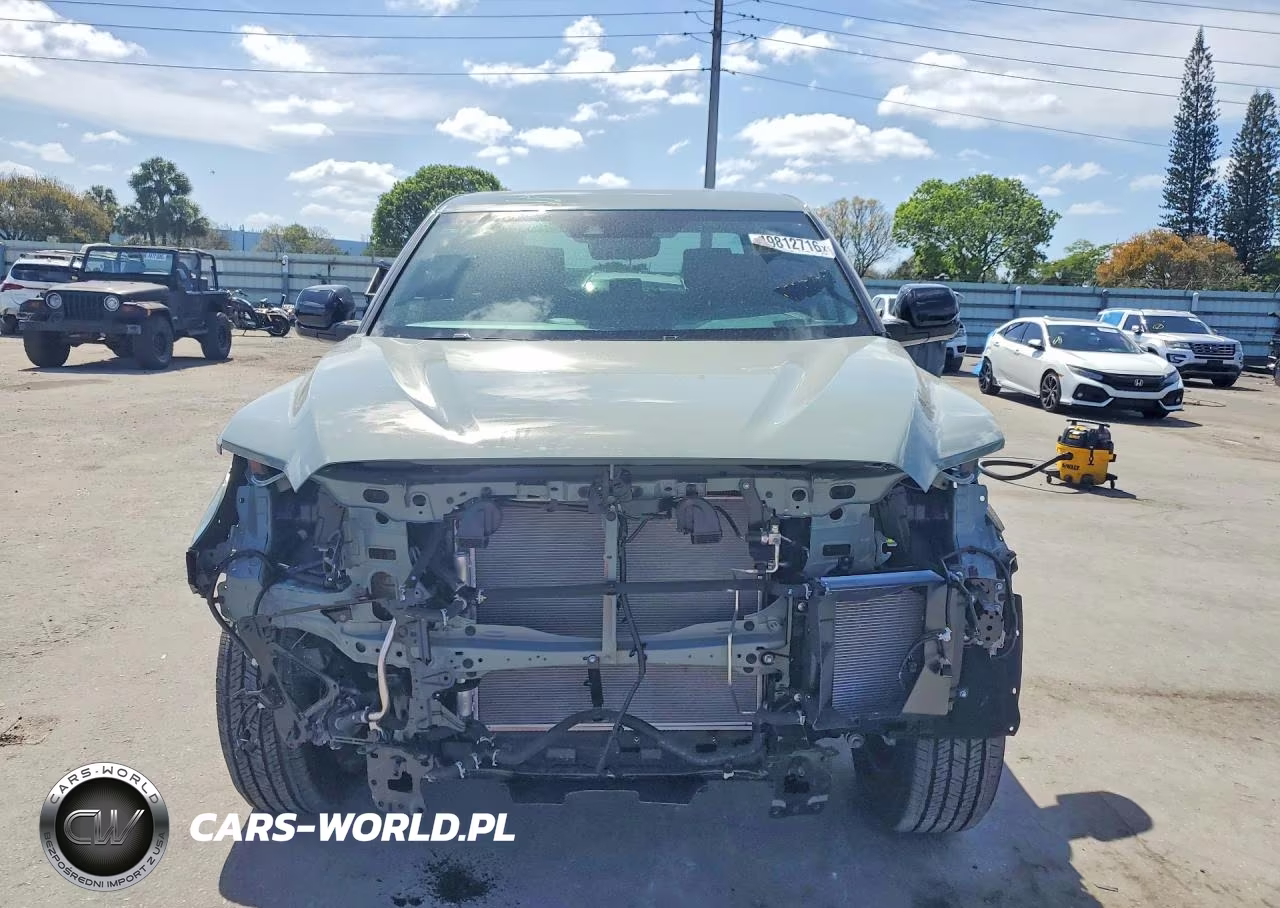 2026 Toyota Tundra Crewmax Limited VIN:5TFZA5AB2TX056969 - 5
