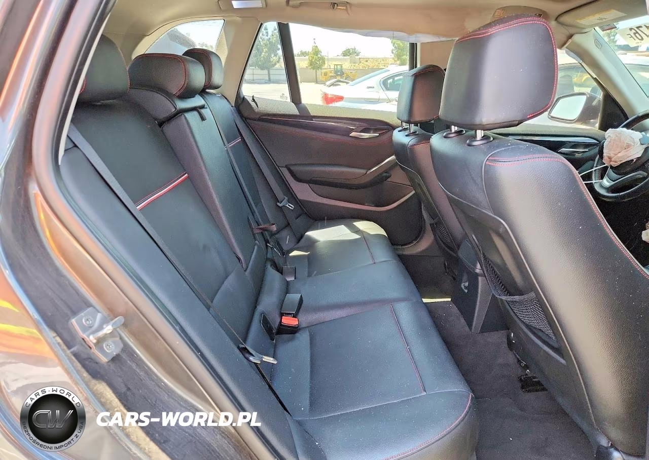 2013 BMW X1 xDrive35I VIN:WBAVM5C52DVV90898 - 11